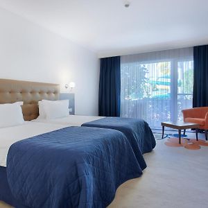 Double or Twin Room Extra Bed
